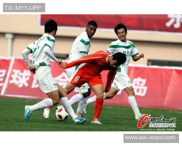 上海足球队包夹战术的创新与发展探讨